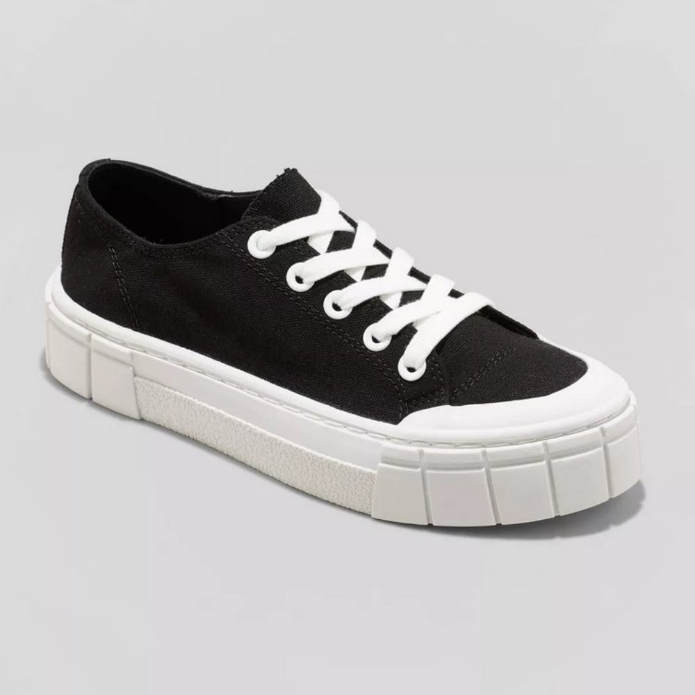 Mad Love Women's Fran Sneakers Black